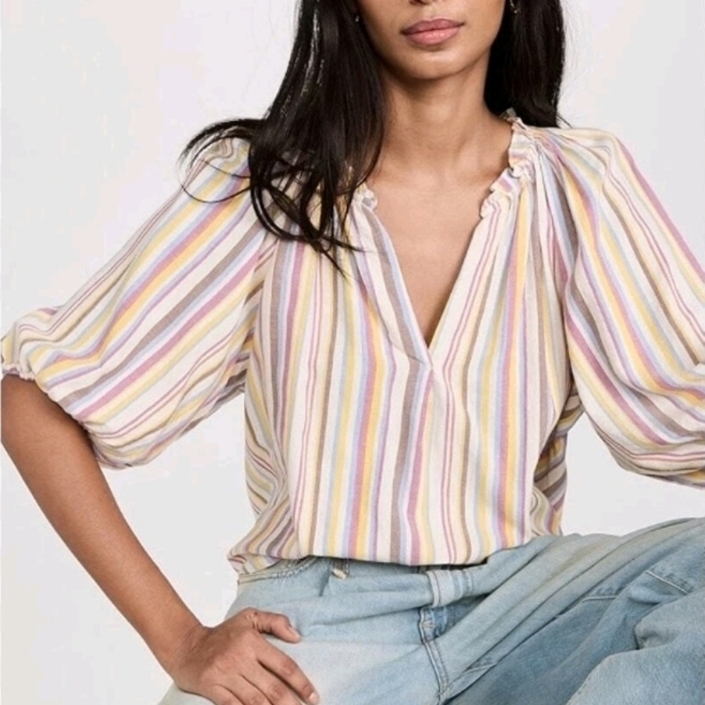 XIRENA Women's Cotton Sunshade Jules Top Size Small V Neck Luxury Blouse
